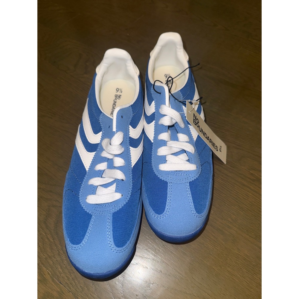 No Boundaries Womens Retro Jogger Sneakers Blue White Memory Foam 9.5